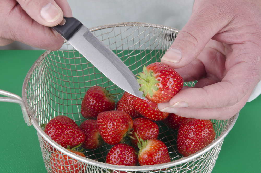 contaminated strawberries